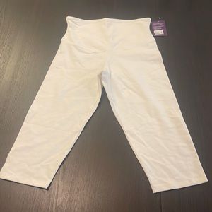 NWT Yummie Women’s Leggings